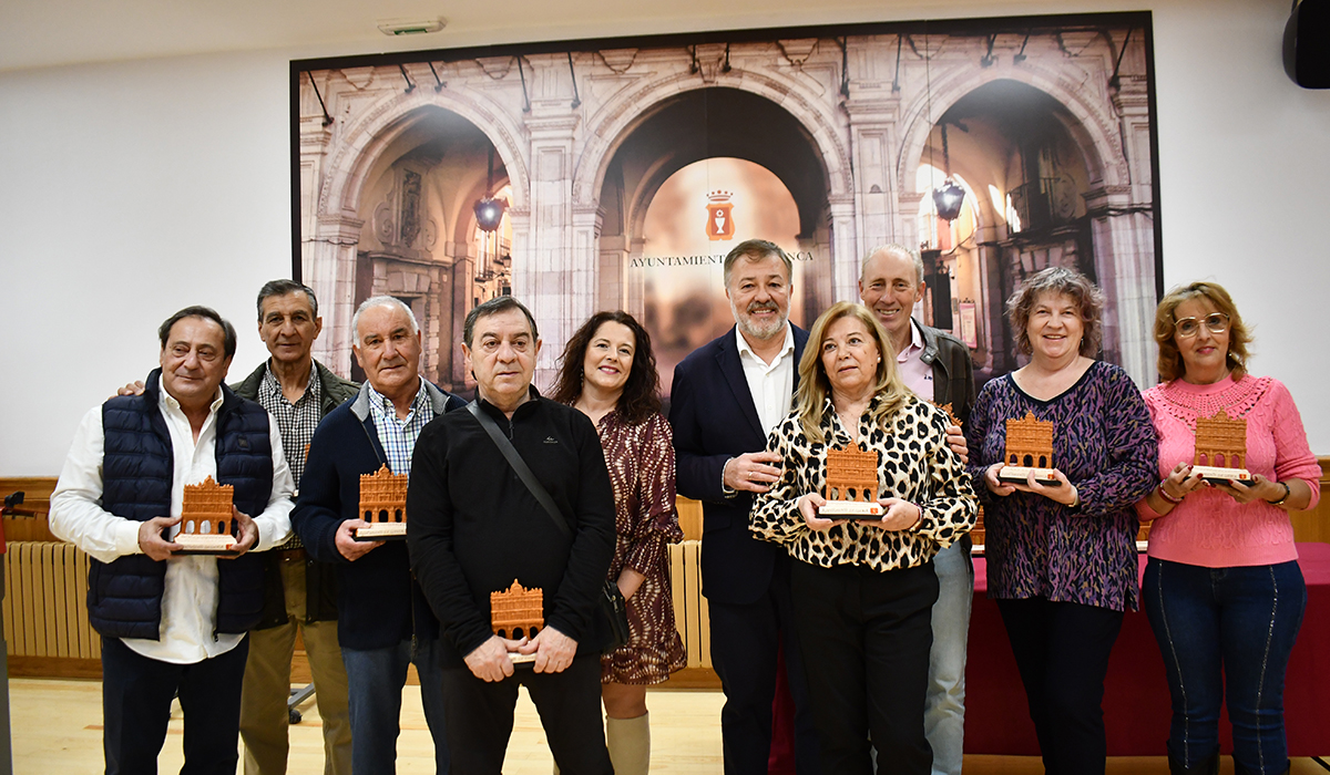 El Ayuntamiento de Cuenca reconoce a los doce empleados públicos que se han jubilado en este 2025 2 El Ayuntamiento de Cuenca reconoce a los doce empleados públicos que se han jubilado en este 2025