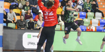 El BM Guadalajara hinca el colmillo en El Sargal