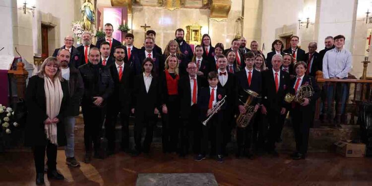 El Coro de Santa María proclama la Navidad en Sigüenza
