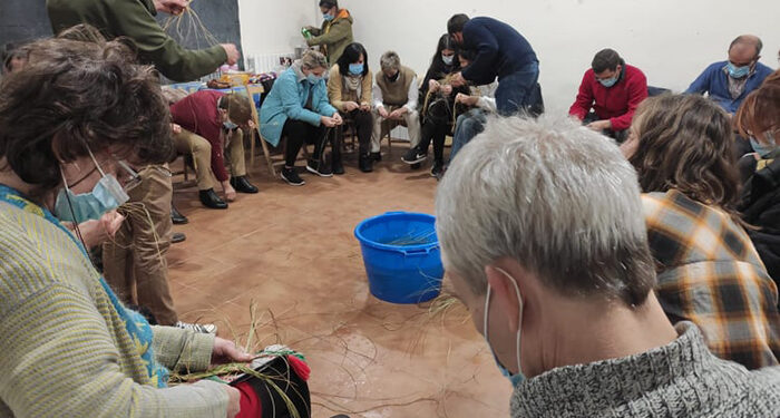 El Corro de Esparto inaugura una exposición de artesanía tradicional en El Rincón Lento de Guadalajara