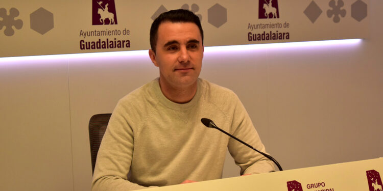 El PSOE demanda una comunicación institucional transparente, y recuerda a Guarinos “que no puede utilizarla para fines partidistas”