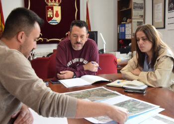 El Plan de Sostenibilidad Turística en Destino del Valle del Cabriel dotará de puntos de recarga para vehículos eléctricos a seis localidades conquenses