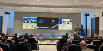 El aumento de poblaciones de caza mayor, un desafío en la gestión de enfermedades, accidentes de tráfico y daños agrícolas