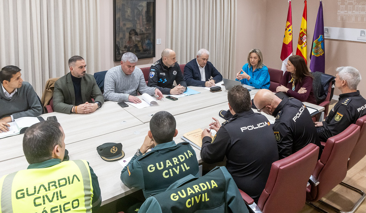 Guadalajara refuerza la seguridad para el histórico duelo de la Copa del Rey entre el CD Guadalajara y el FC Barcelona 2 Guadalajara refuerza la seguridad para el histórico duelo de la Copa del Rey entre el CD Guadalajara y el FC Barcelona