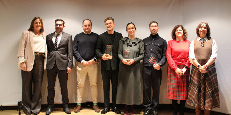 Juan Carlos Pajares, recoge su Premio Juventud Empresarial 2025 en los premios AJE Guadalajara