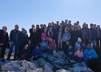La Asociación de Montaña Dolomía coronará el techo de Cuenca para instalar su tradicional Belén en la Mogorrita