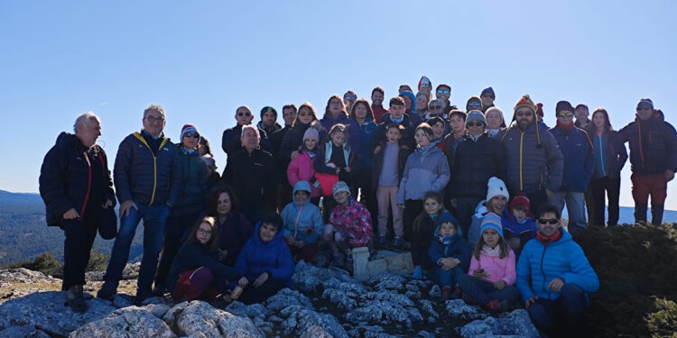 La Asociación de Montaña Dolomía coronará el techo de Cuenca para instalar su tradicional Belén en la Mogorrita 1 La Asociación de Montaña Dolomía coronará el techo de Cuenca para instalar su tradicional Belén en la Mogorrita