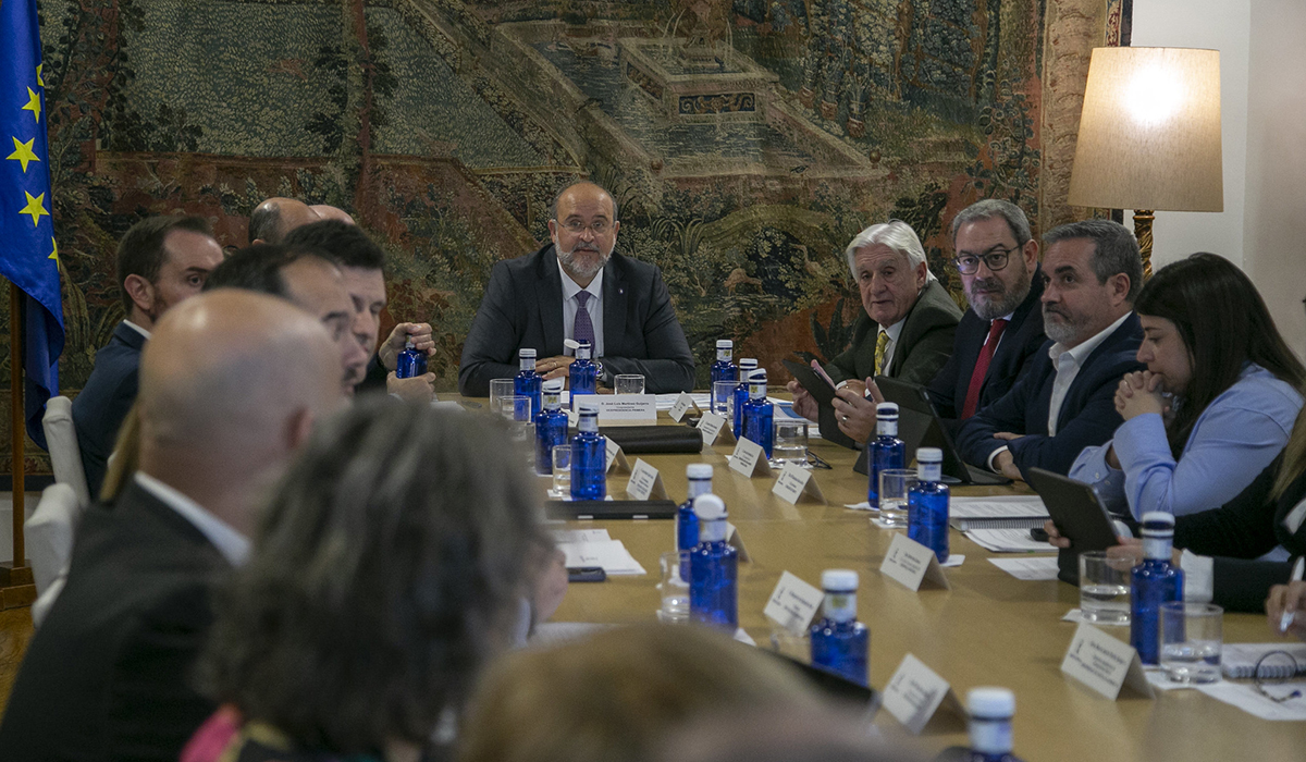 La Junta modificará 50 medidas de la Estrategia Regional frente a la Despoblación en la que incluirá 13 nuevas actuaciones 2 La Junta modificará 50 medidas de la Estrategia Regional frente a la Despoblación en la que incluirá 13 nuevas actuaciones