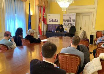 La Subdelegación del Gobierno en Cuenca acoge el especial ‘Hoy por Hoy. 50 años en Libertad’ de Cadena Ser