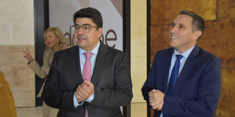 La empresa Petralite, ganadora del III Concurso Integra 4.0, echa a andar en Montalbo con una veintena de trabajadores