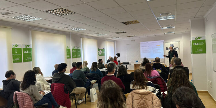 La jornada de facturación electrónica organizada por ITECAM y CEOE-Cepyme Cuenca despierta gran interés en San Clemente 1 La jornada de facturación electrónica organizada por ITECAM y CEOE CEPYME Cuenca despierta gran interés en San Clemente