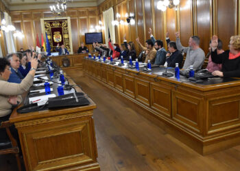 Martínez Chana destaca “un día histórico” para la Diputación al aprobar por unanimidad de los presupuestos para 2026