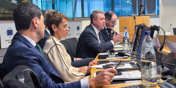 Page reclama que “redoblemos esfuerzos” ante el “recorte tan bestial” del presupuesto europeo que cuestiona la PAC y la cohesión