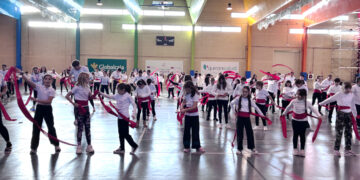 UCLMers con ritmo solidario culmina con una jota manchega para la universidad regional en sus 40 años de historia