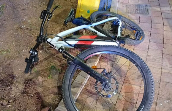 Un ciclista resulta herido tras ser atropellado en la rotonda de Hermanos Becerril en Cuenca