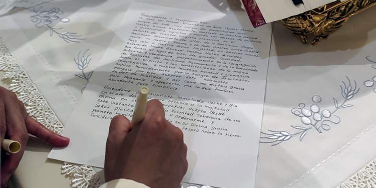 Vídeo reportaje. Profesión religiosa de una monja en un convento de clausura en Cuenca. Te lo contamos