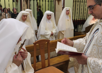 Vídeo reportaje. Profesión religiosa de una monja en un convento de clausura en Cuenca. Te lo contamos