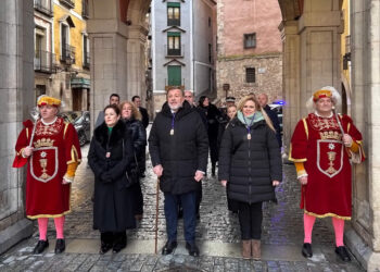 La nieve, la lluvia y el frío no deslucen los actos en honor a San Julián, patrón de Cuenca