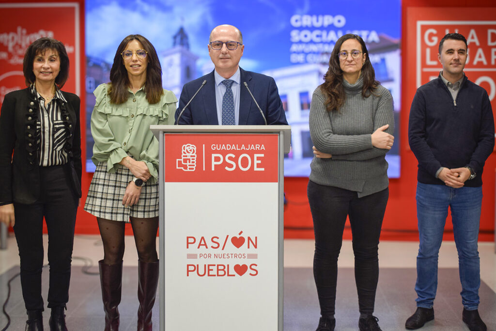 Alberto Rojo lamenta el ‘carpetazo’ del PP al Campus de FP en el Fuerte y exige a Guarinos un plan municipal inmediato para el cumplimiento del acuerdo 2 Alberto Rojo lamenta el ‘carpetazo’ del PP al Campus de FP en el Fuerte y exige a Guarinos un plan municipal inmediato para el cumplimiento del acuerdo