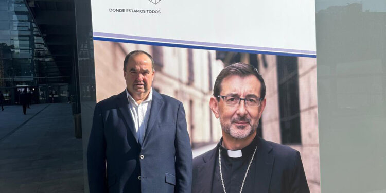 Carlos Arteche Andrés, alcalde de Carboneras de Guadazaón.​