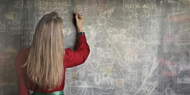 Castilla-La Mancha impulsa un itinerario de bienestar socioemocional en las aulas dirigido a más de 2.500 docentes