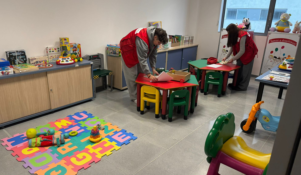 Cruz Roja pone en marcha el servicio de Atención a la Infancia Hospitalizada en el Hospital Universitario de Cuenca 2 Cruz Roja pone en marcha el servicio de Atención a la Infancia Hospitalizada en el Hospital Universitario de Cuenca