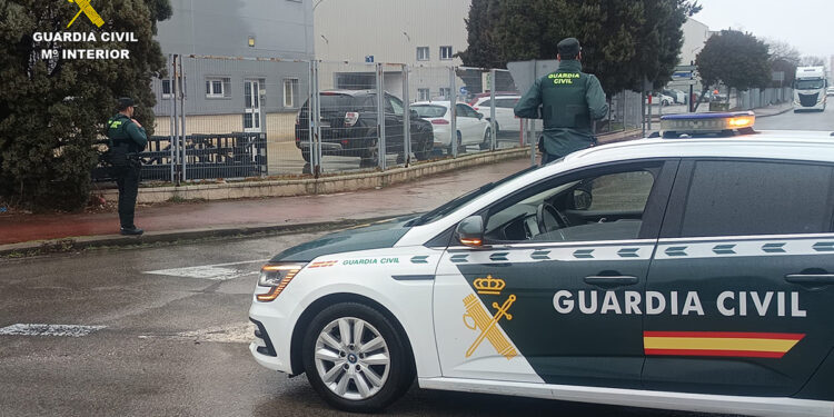 Detenida una persona dedicada a la sustracción de vehículos en Villanueva de la Torre y de Azuqueca de Henares 1 Detenida una persona dedicada a la sustracción de vehículos en Villanueva de la Torre y de Azuqueca de Henares