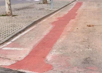 El Ayuntamiento de Cabanillas ejecuta la reparación de los sistemas de desagüe de cinco imbornales