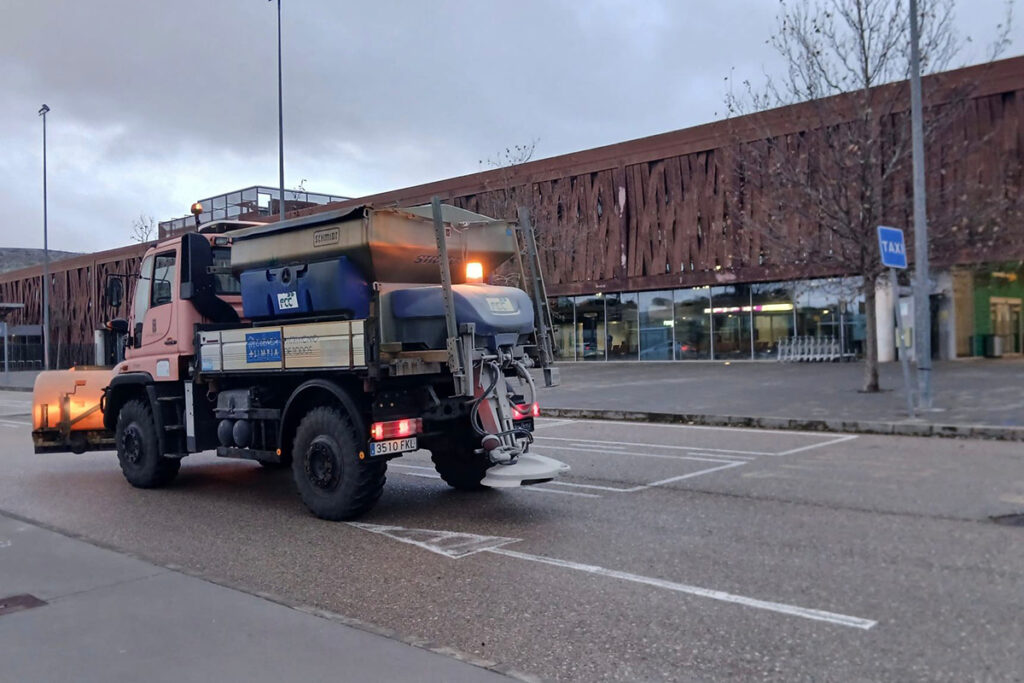 El Ayuntamiento de Cuenca despliega un dispositivo preventivo de sal ante la alerta por hielo