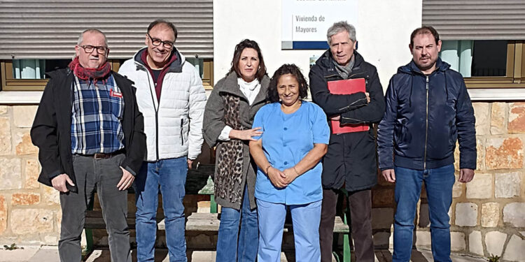 El Ayuntamiento de Villalba de la Sierra apoya la iniciativa de “Viviendas Unidas” creada por trabajadoras de las viviendas de mayores de la provincia de Cuenca