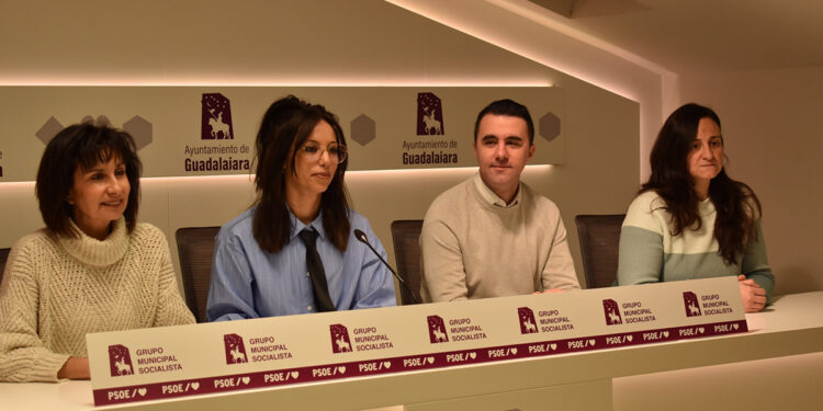 El PSOE no aprueba los presupuestos de Guarinos por antisociales, “vamos a pagar más para vivir peor”, recortan en educación, y bloquean el acceso al empleo