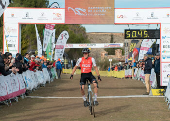 El hielo marca la segunda jornada en Tarancón del Campeonato de España de Ciclocross 2026