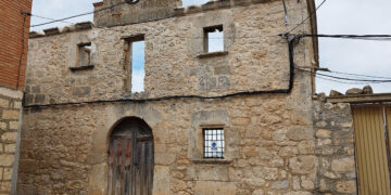 Firmado el acta de replanteo para el inicio de las obras del antiguo Ayuntamiento de Fuentes de la Alcarria