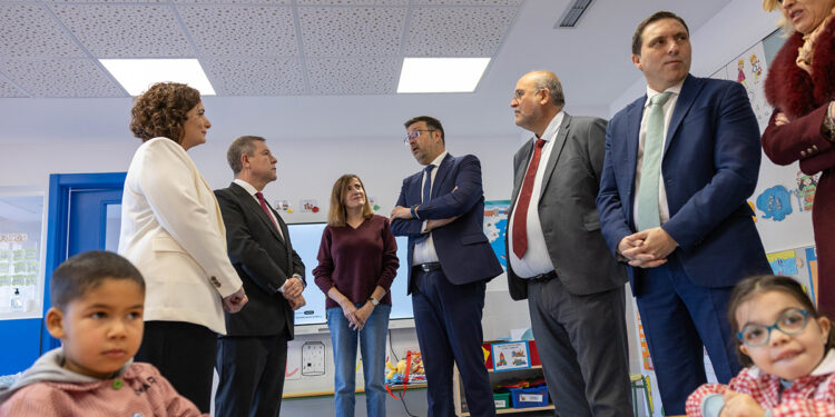 Inaugurada la ampliación y mejora del CEIP ´Valdemembra´ de la localidad de Quintanar del Rey