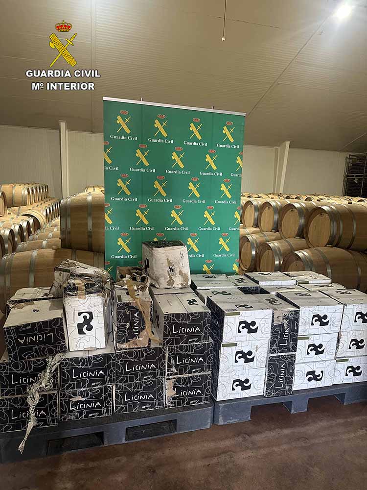 La Guardia Civil desarticula en Guadalajara un violento grupo criminal dedicado al robo de camiones en la A-2 y zona centro