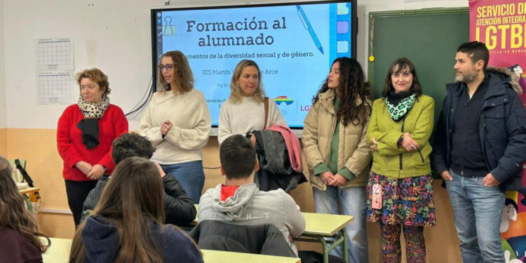 La Junta acerca la educación en diversidad del SAI LGTBI a estudiantes y profesionales de la región 1 La Junta acerca la educación en diversidad del SAI LGTBI a estudiantes y profesionales de la región