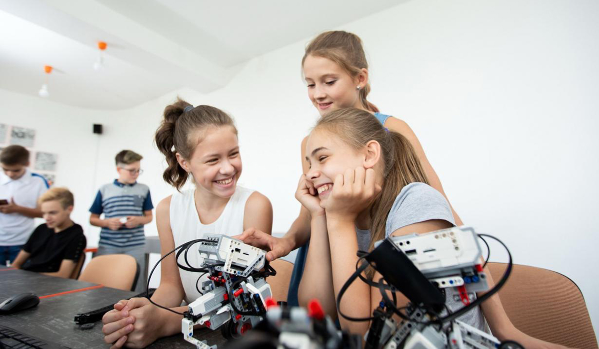 La Junta adquiere instrumentos y materiales específicos para la identificación del alumnado con altas capacidades y dificultades de aprendizaje 2 La Junta adquiere instrumentos y materiales específicos para la identificación del alumnado con altas capacidades y dificultades de aprendizaje