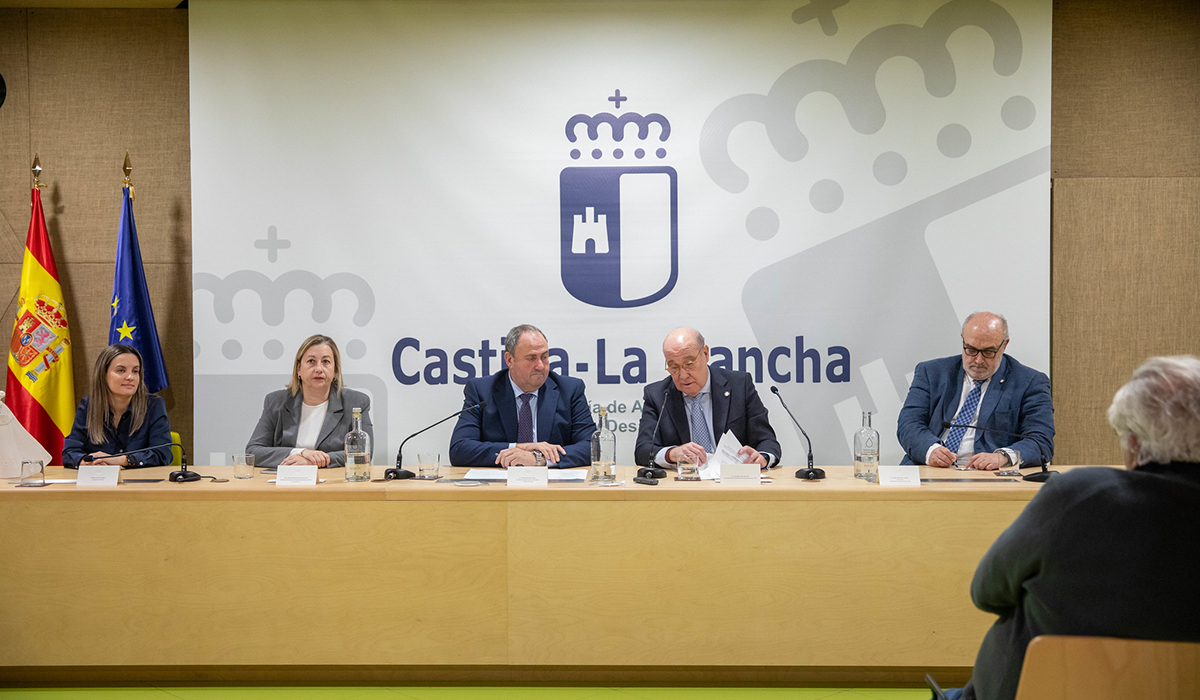 La Junta y la Academia de Gastronomía reconocerán el trabajo de los restaurantes del medio rural en la V Edición de los Broches Gastronómicos 2 La Junta y la Academia de Gastronomía reconocerán el trabajo de los restaurantes del medio rural en la V Edición de los Broches Gastronómicos