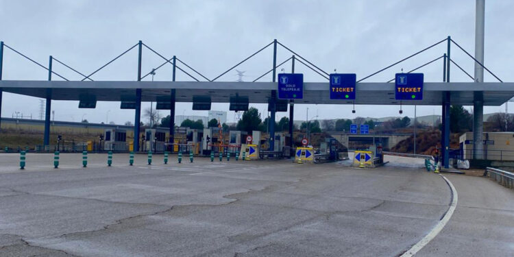 La liberalización de la R2 en Guadalajara ya beneficia a 388.000 vehículos, un 27 por ciento de ellos pesados