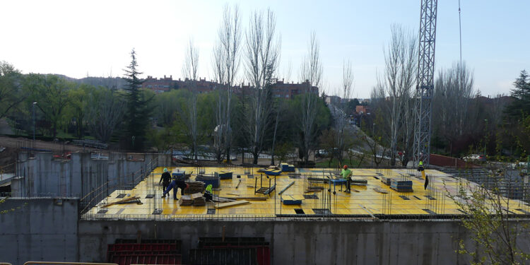 La mano de obra extranjera sostiene el crecimiento poblacional y laboral de Cuenca, según la patronal conquense