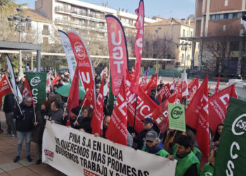 La plantilla de Pinasa reclaman el pago de sus salarios y una salida digna ante la falta de viabilidad de la empresa