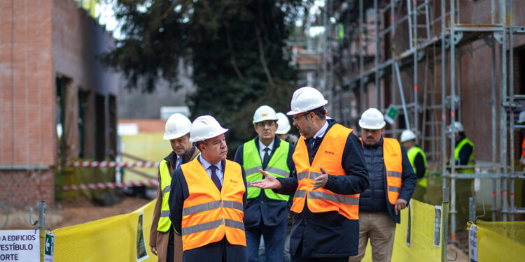 Page pide el grado de Derecho y el Máster de acceso a la Abogacía para el campus de la UAH en la ciudad de Guadalajara 1 Page pide el grado de Derecho y el Máster de acceso a la Abogacía para el campus de la UAH en la ciudad de Guadalajara