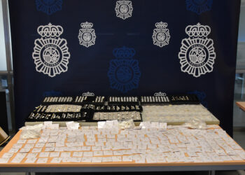 Roban un muestrario de joyas de 1,5 millones de euros en un área de servicio de la A-3 en Cuenca