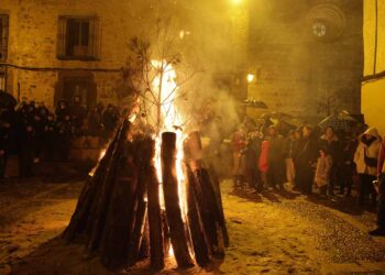 Sigüenza celebra las vísperas de San Vicente con respeto y tradición