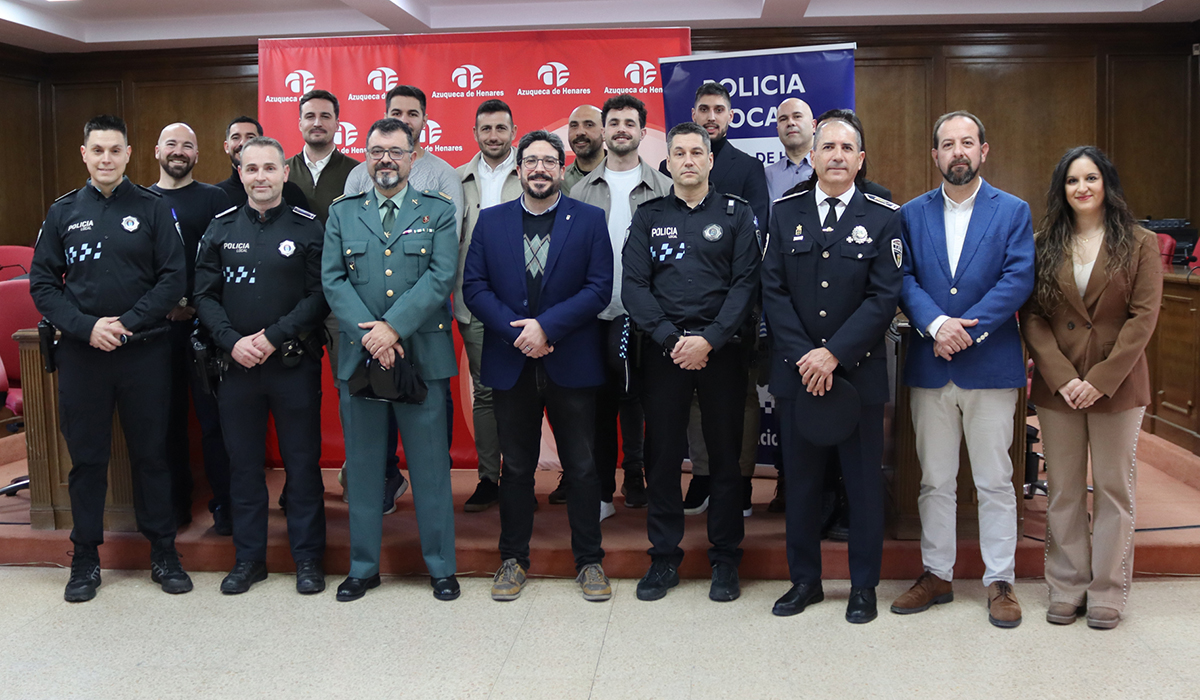 Toma de posesión de los diez funcionarios de carrera en prácticas de agentes de la Policía Local de Azuqueca 2 Toma de posesión de los diez funcionarios de carrera en prácticas de agentes de la Policía Local de Azuqueca