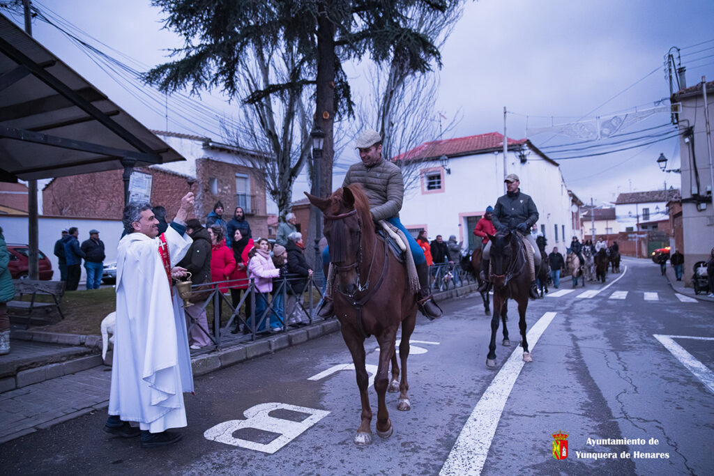 Yunquera celebra San Antón con tradición, participación vecinal y homenaje al mundo rural