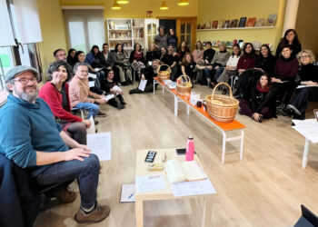 La narración oral vuelve a tomar protagonismo en Azuqueca con la asamblea de AEDA