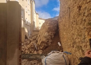 Desprendimiento del muro de Ramiro de Maeztu en Cuenca tras el temporal de lluvia y viento