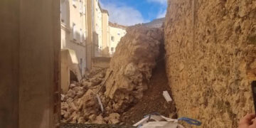 Desprendimiento del muro de Ramiro de Maeztu en Cuenca tras el temporal de lluvia y viento