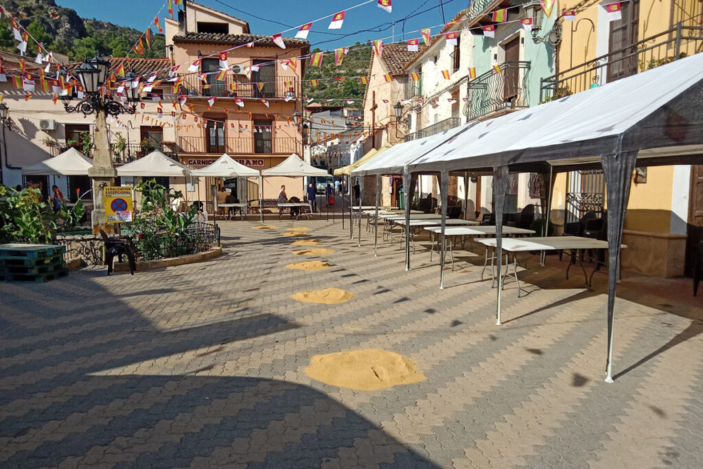 AIE y Cuenca Ahora denuncian la inestabilidad del gobierno local en Enguídanos tras la dimisión de un edil socialista  